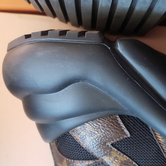 Louis Vuitton Archlight Trainer Monogram Black - Picture 8 of 13